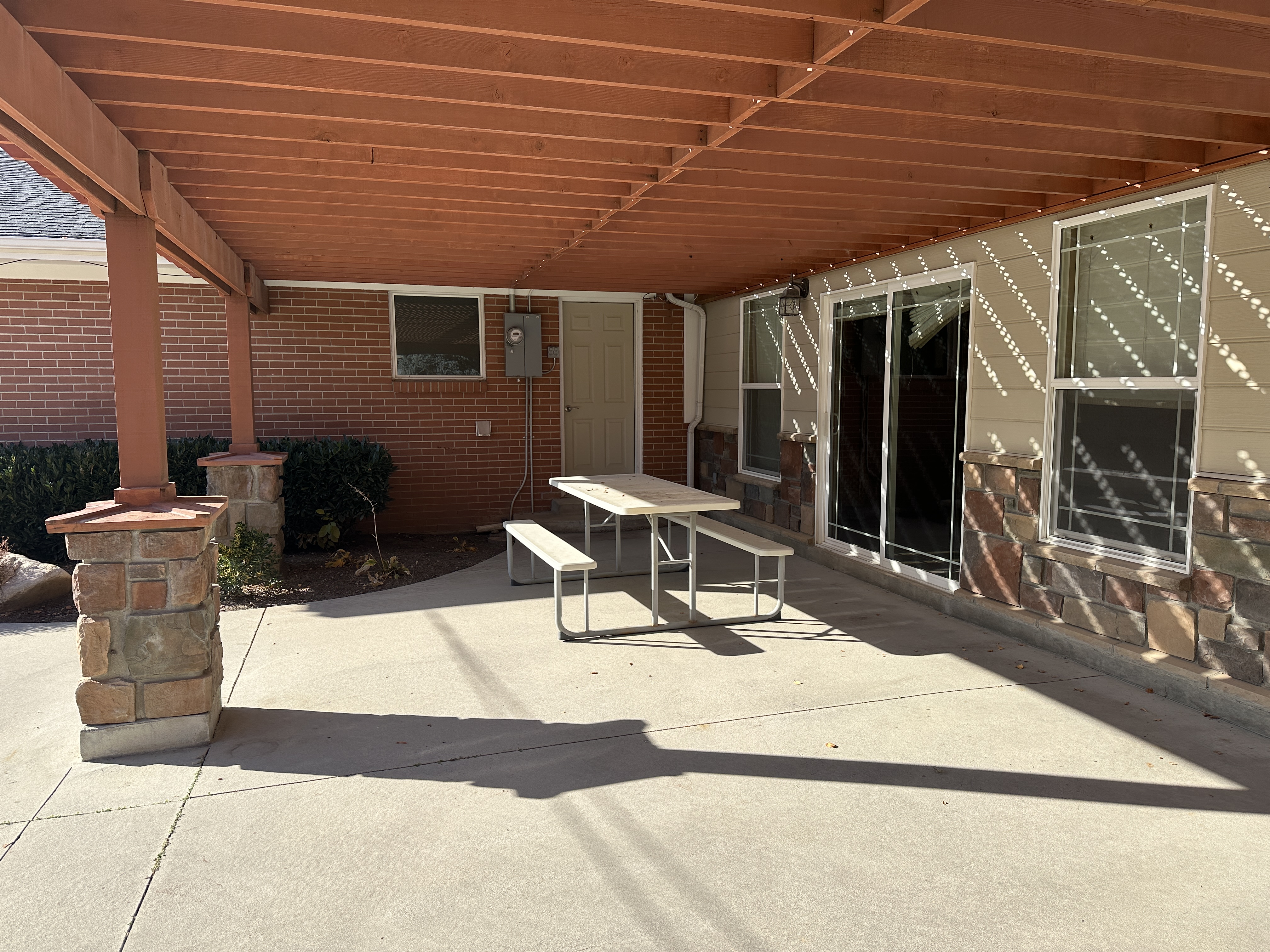 Brigham, Utah, 84302, United States, 5 Bedrooms Bedrooms, ,3 BathroomsBathrooms,Residential,For Sale,1998853