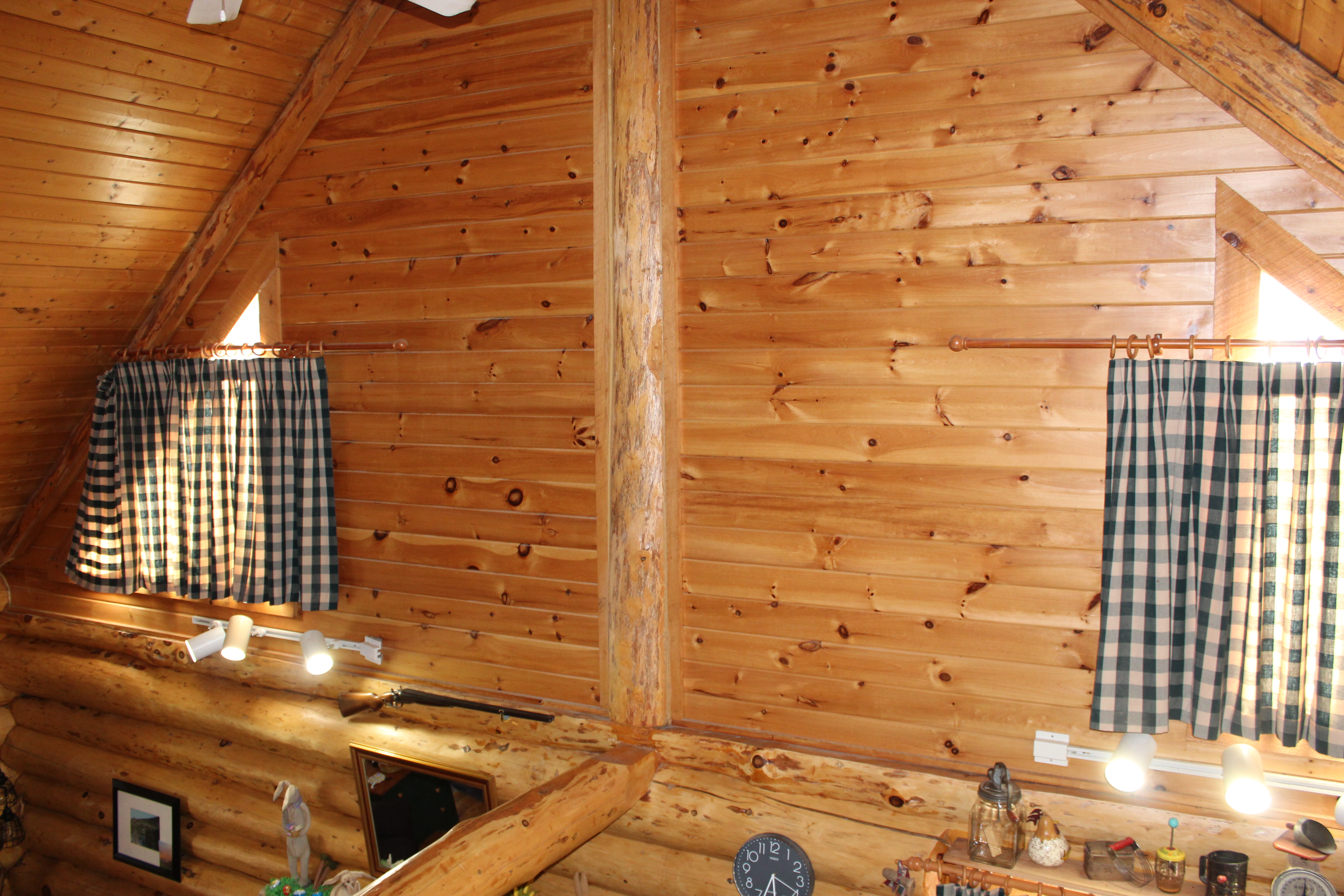 Cumberland, Maryland, 21502, United States, 2 Bedrooms Bedrooms, ,2 BathroomsBathrooms,Residential,For Sale,1943159