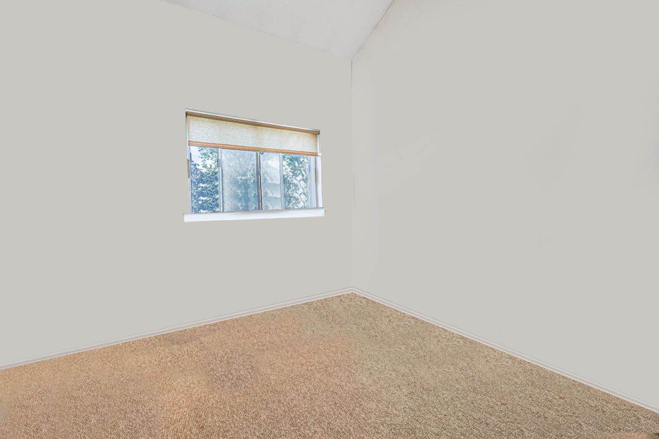 Staten Island, New York, 10312, United States, 4 Bedrooms Bedrooms, ,3 BathroomsBathrooms,Residential,For Sale,1980326