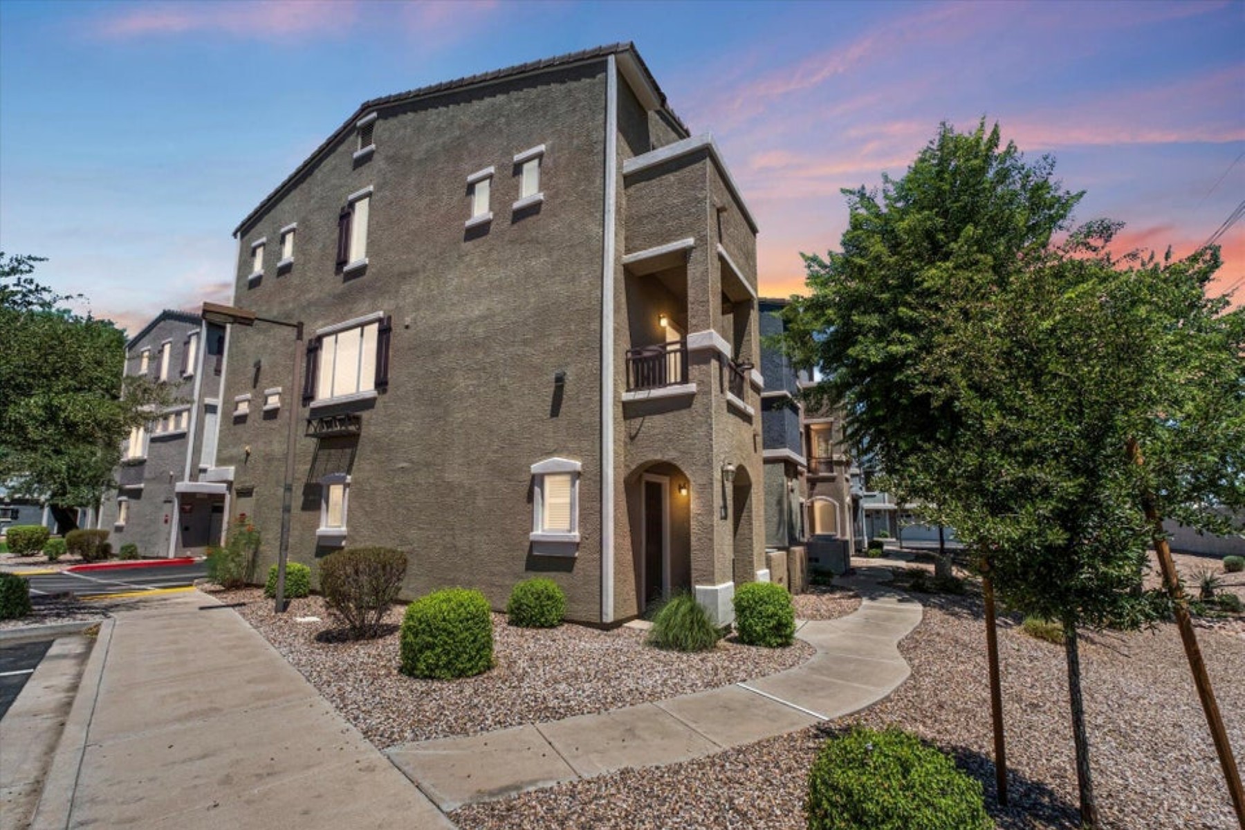  2401 E Rio Salado Parkway ¦ Tempe, AZ - 物件實景
