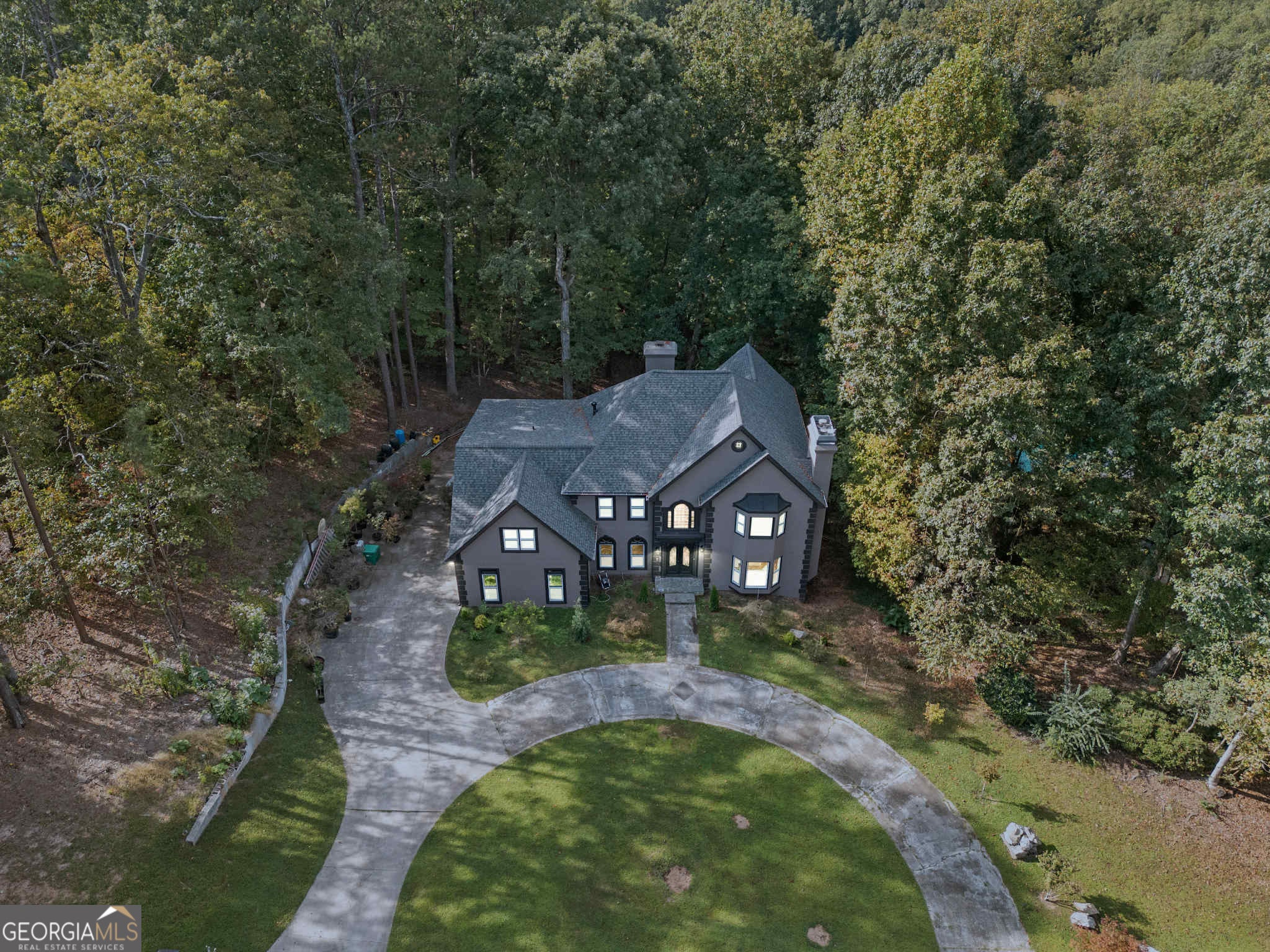 Atlanta, Georgia, 30350, United States, 8 Bedrooms Bedrooms, ,6 BathroomsBathrooms,Residential,For Sale,1992514