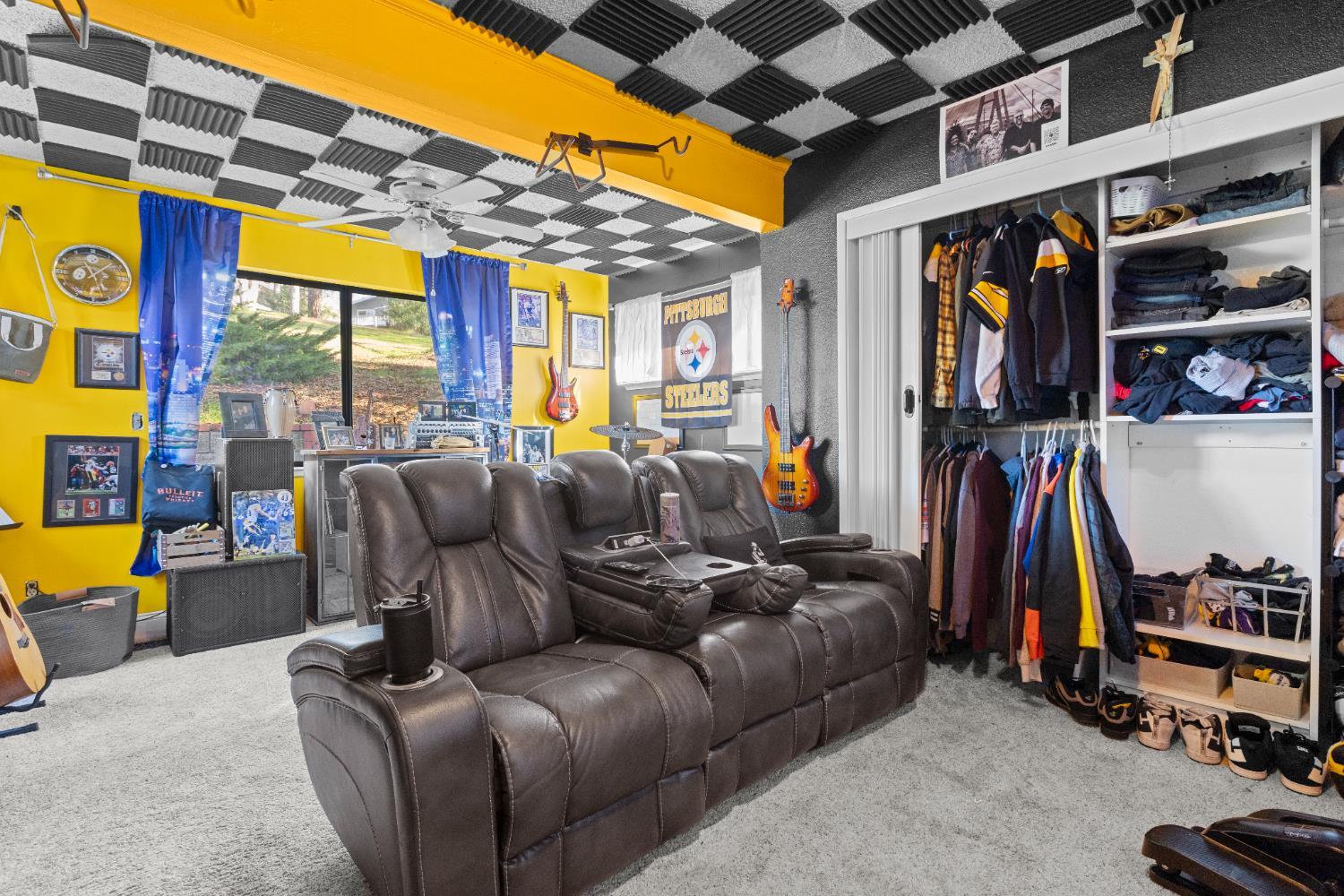 Auburn, California, 95602, United States, 3 Bedrooms Bedrooms, ,2 BathroomsBathrooms,Residential,For Sale,2010443