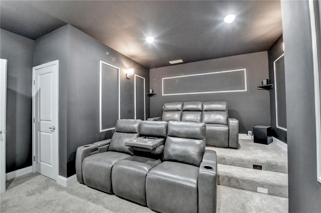 Gainesville, Georgia, 30506, United States, 5 Bedrooms Bedrooms, ,6 BathroomsBathrooms,Residential,For Sale,1978029