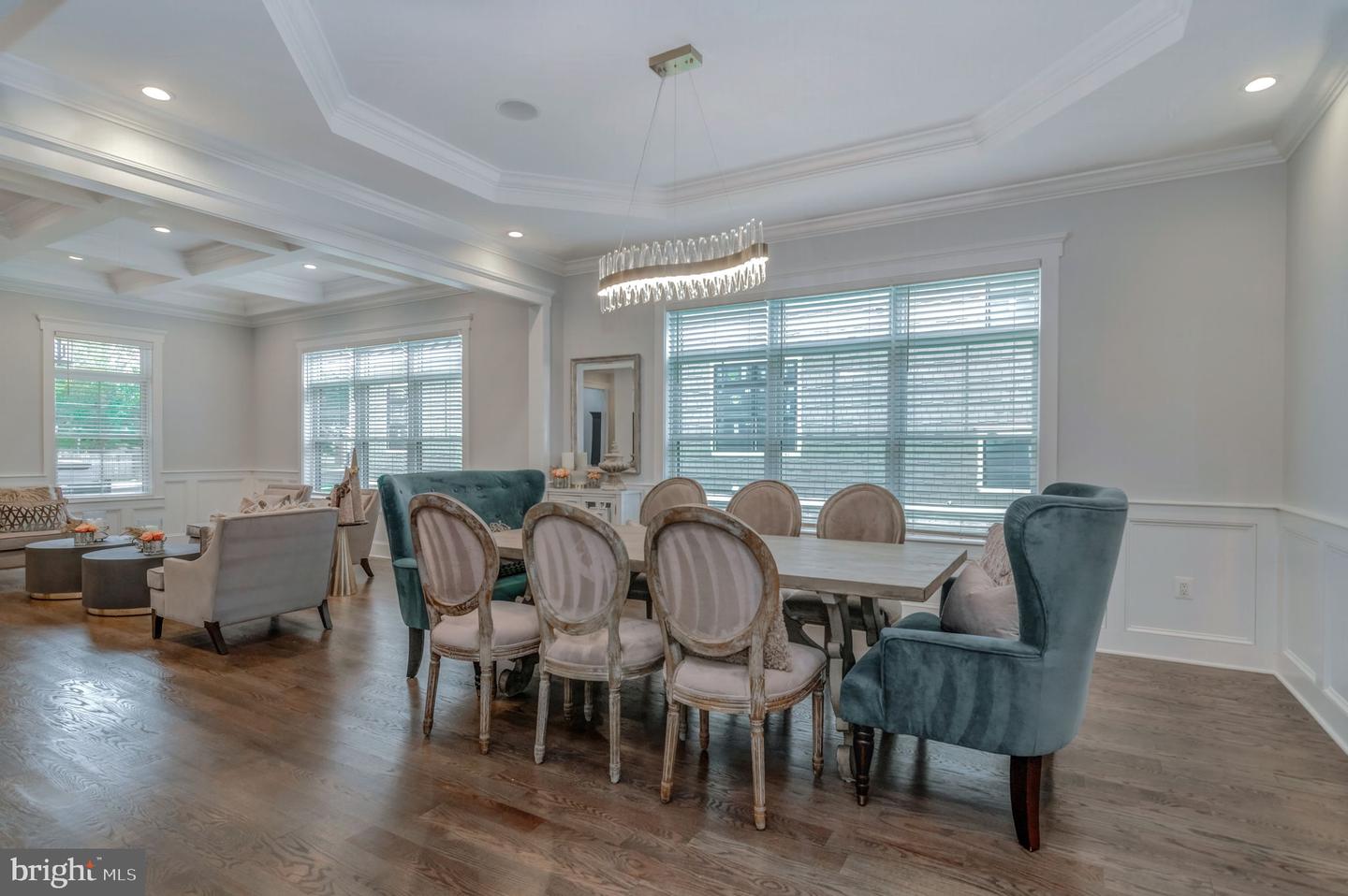 Fairfax, Virginia, 22030, United States, 6 Bedrooms Bedrooms, ,7 BathroomsBathrooms,Residential,For Sale,1997396