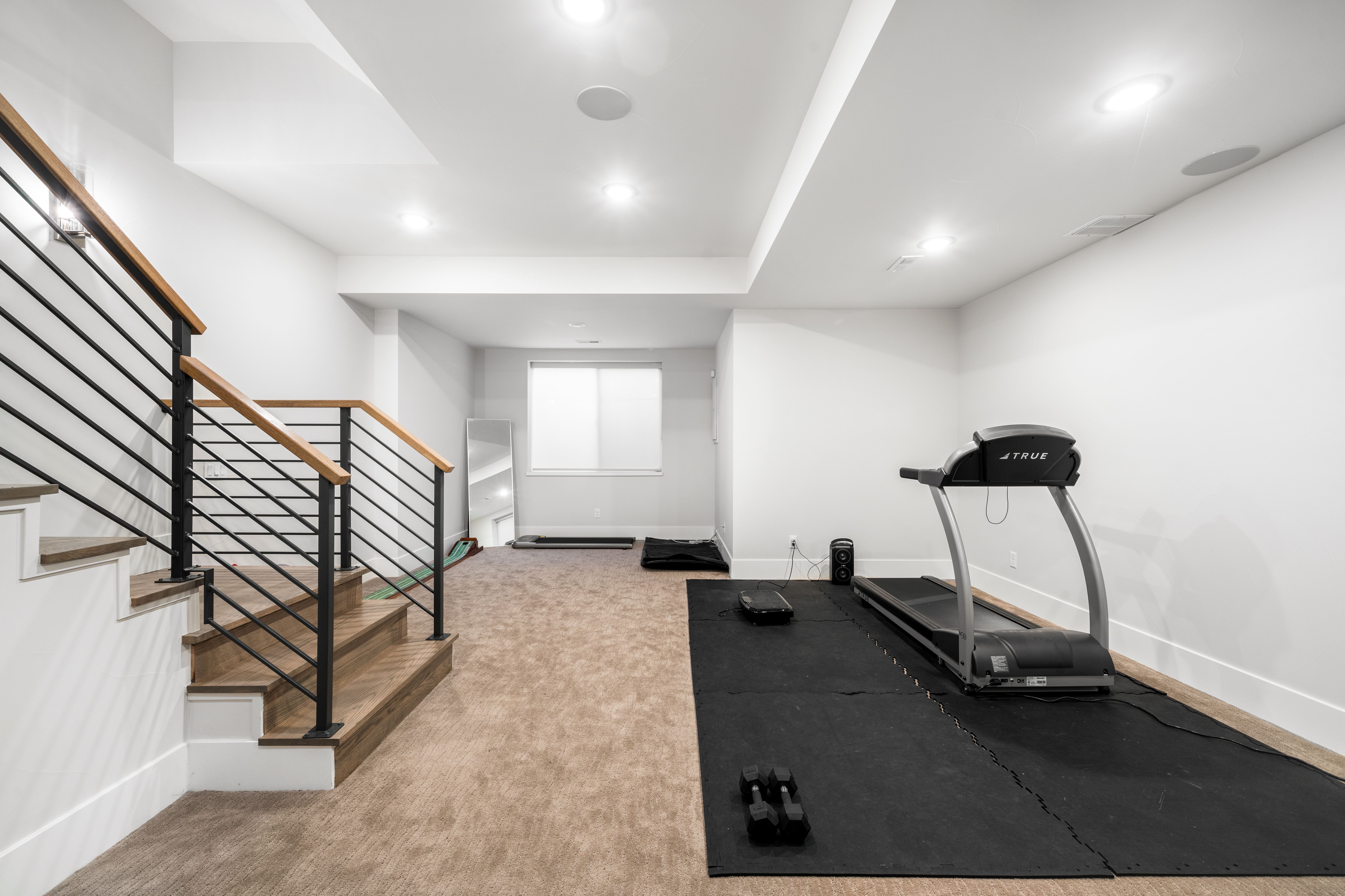 Exceptional Modern 4-Bedroom, 5-Bath Duplex - 物件實景