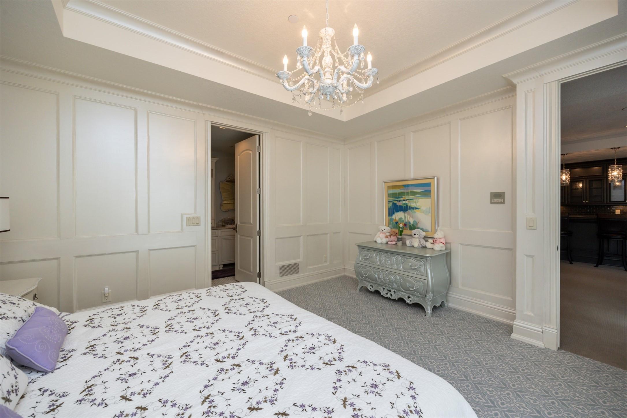 Urbandale, Iowa, 50323, United States, 4 Bedrooms Bedrooms, ,6 BathroomsBathrooms,Residential,For Sale,1980001