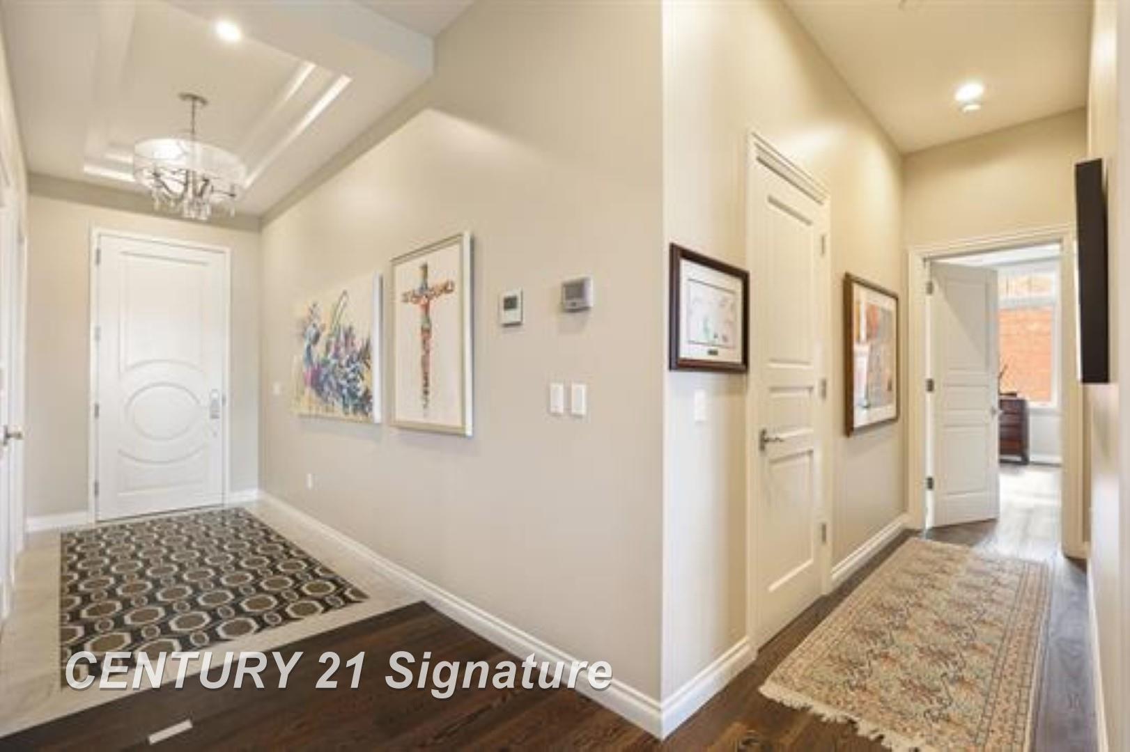 Midland, Michigan, 48640, United States, 2 Bedrooms Bedrooms, ,3 BathroomsBathrooms,Residential,For Sale,1937138