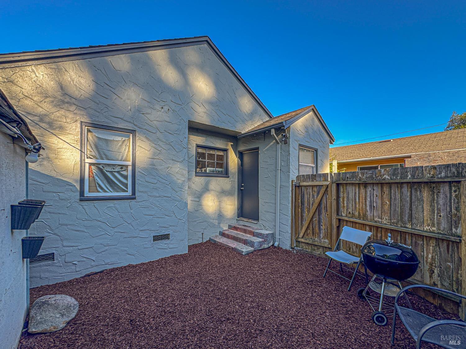 Santa Rosa, California, 95404, United States, 3 Bedrooms Bedrooms, ,2 BathroomsBathrooms,Residential,For Sale,1974780