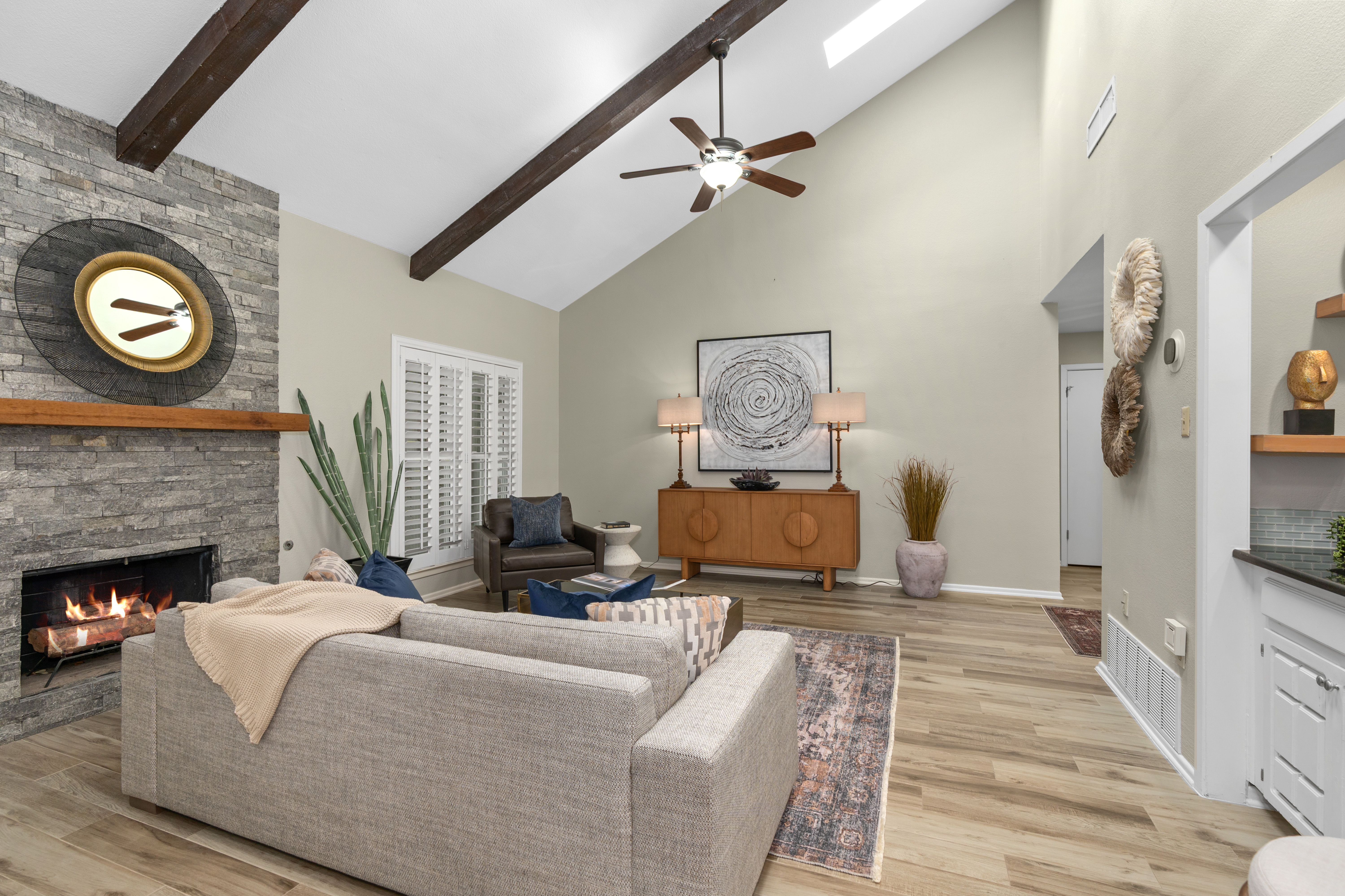  Refined Townhome in Alamo Heights - 物件實景
