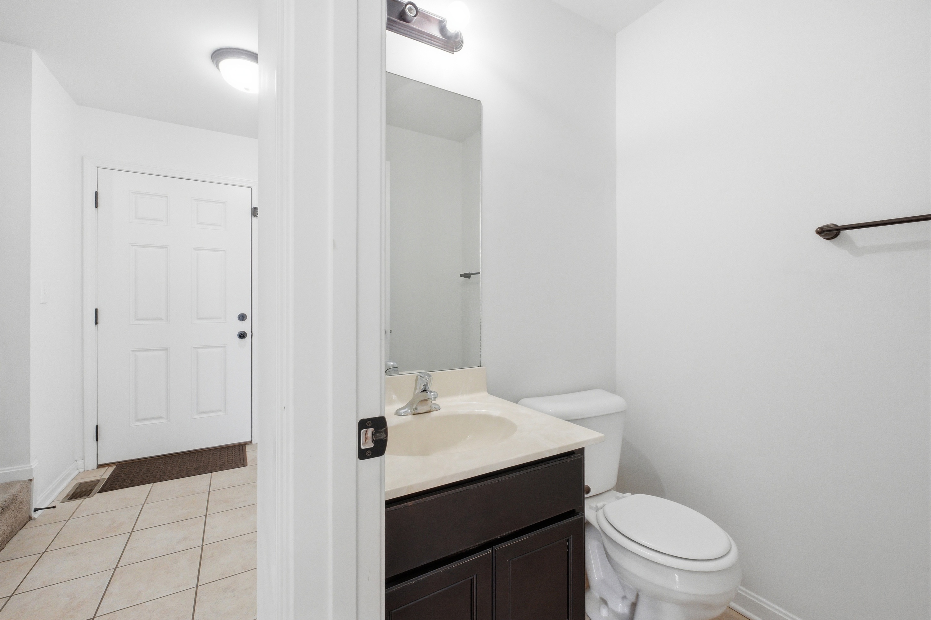  203 Brookfield Hills Court, Louisville, KY 40245 - 物件實景