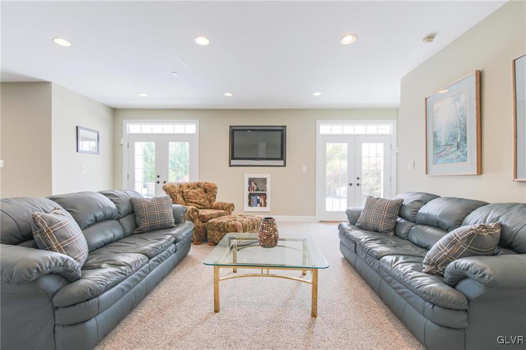 Moore Twp, Pennsylvania, 18014, United States, 4 Bedrooms Bedrooms, ,5 BathroomsBathrooms,Residential,For Sale,1766322