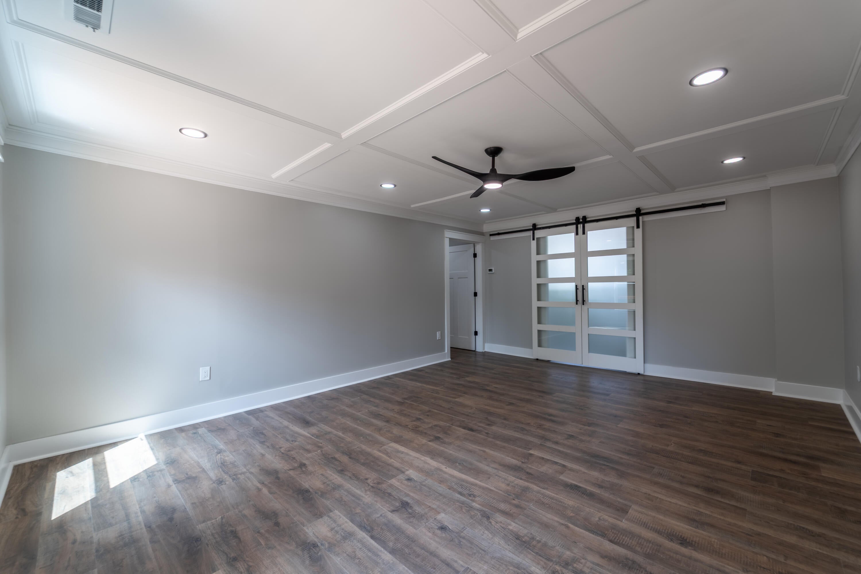 Berea, Kentucky, 40403, United States, 4 Bedrooms Bedrooms, ,4 BathroomsBathrooms,Residential,For Sale,1979235