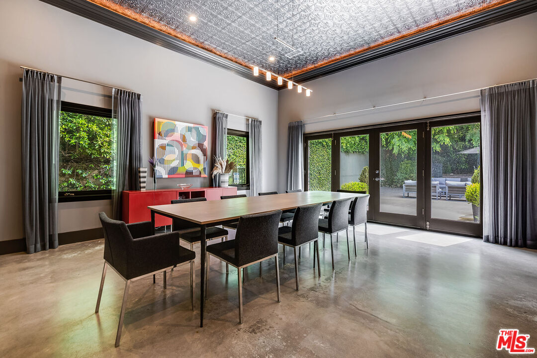 Los Angeles, California, 90077, United States, 5 Bedrooms Bedrooms, ,7 BathroomsBathrooms,Residential,For Sale,1827640