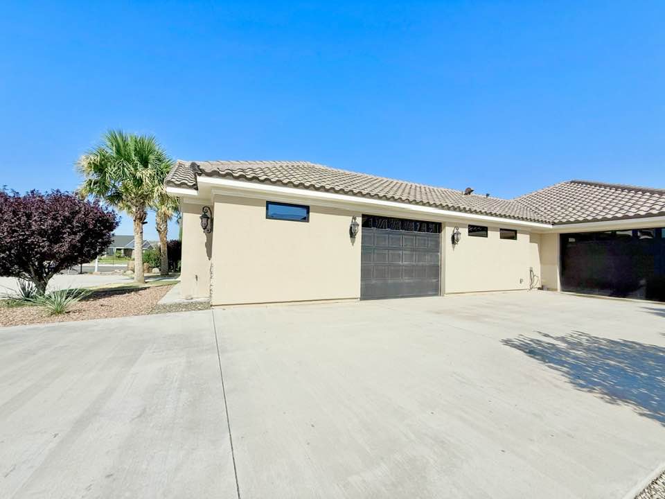 Carlsbad, New Mexico, 88220, United States, 4 Bedrooms Bedrooms, ,6 BathroomsBathrooms,Residential,For Sale,1974885