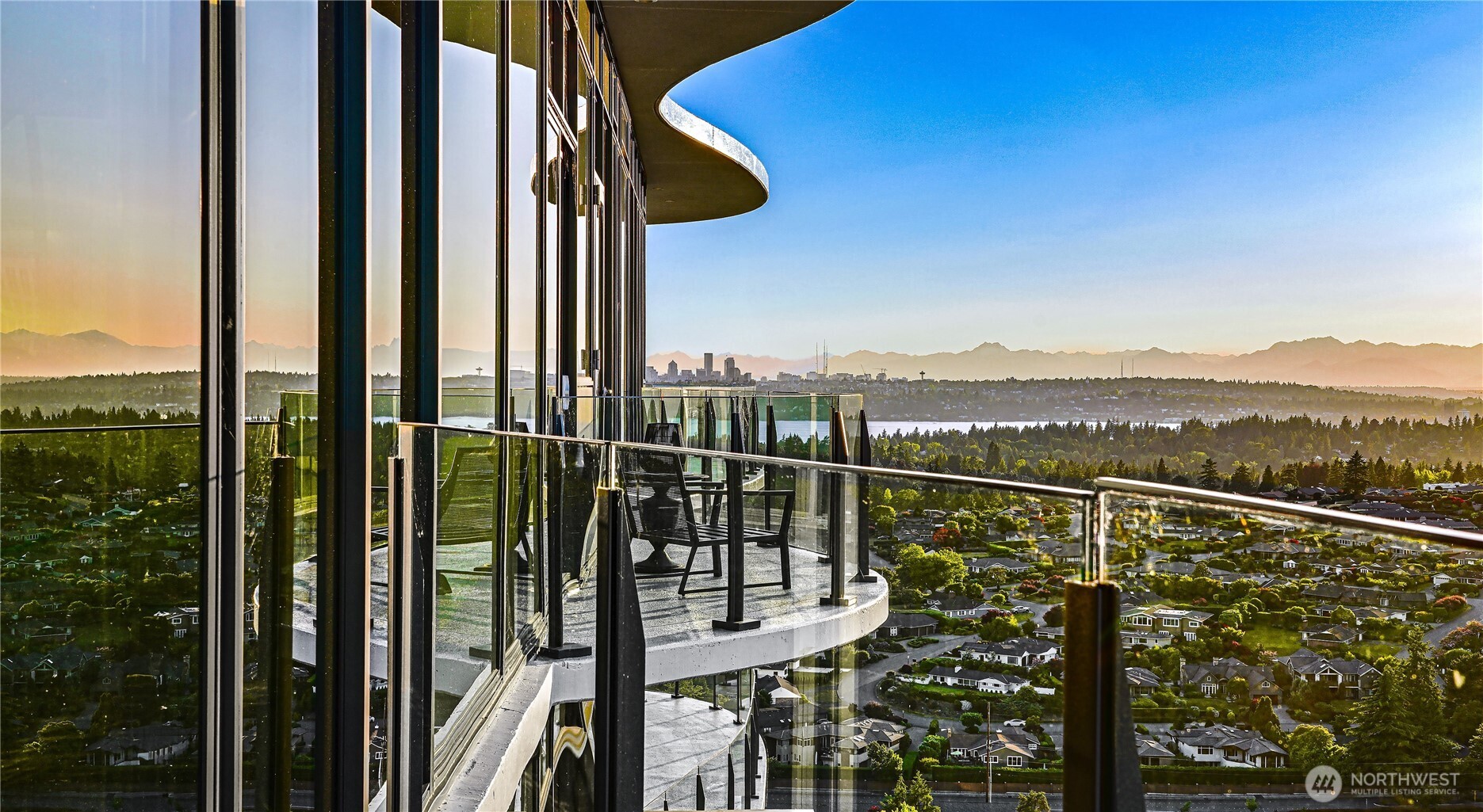 Bellevue, Washington, 98004, United States, 3 Bedrooms Bedrooms, ,3 BathroomsBathrooms,Residential,For Sale,1859717