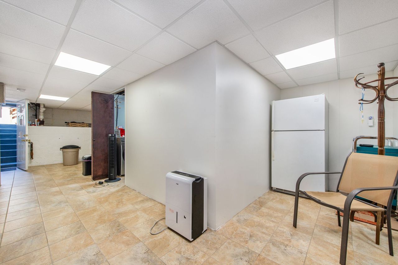 Harrison, New Jersey, 07029, United States, 2 Bedrooms Bedrooms, ,1 BathroomBathrooms,Residential,For Sale,1984057