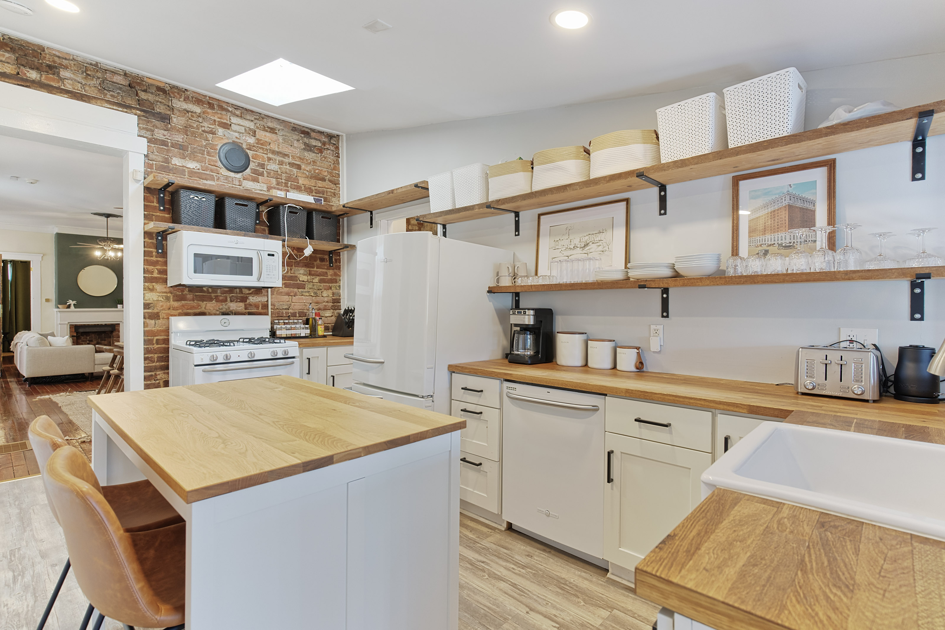  1667 Story Avenue, Louisville, KY 40206 - 物件實景