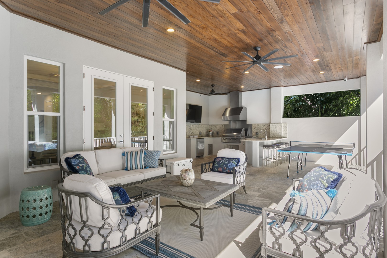 Tampa, Florida, 33629, United States, 5 Bedrooms Bedrooms, ,6 BathroomsBathrooms,Residential,For Sale,2008842