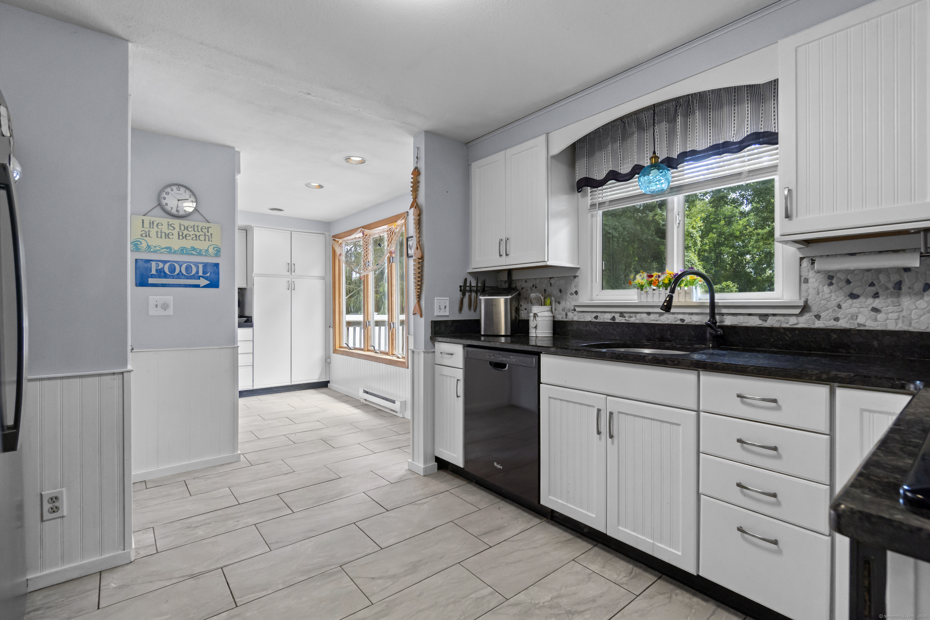 Old Saybrook, Connecticut, 06475, United States, 3 Bedrooms Bedrooms, ,2 BathroomsBathrooms,Residential,For Sale,1925981
