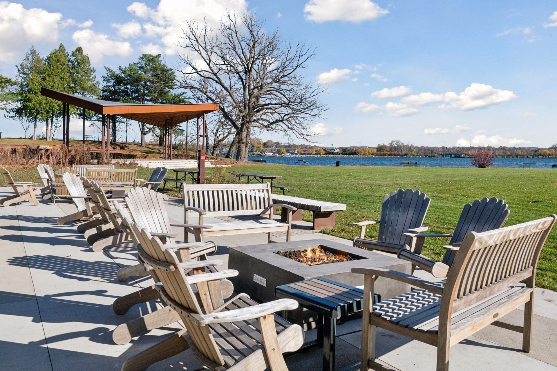  Prime Lake Minnetonka Shoreline Opportunity - 物件實景