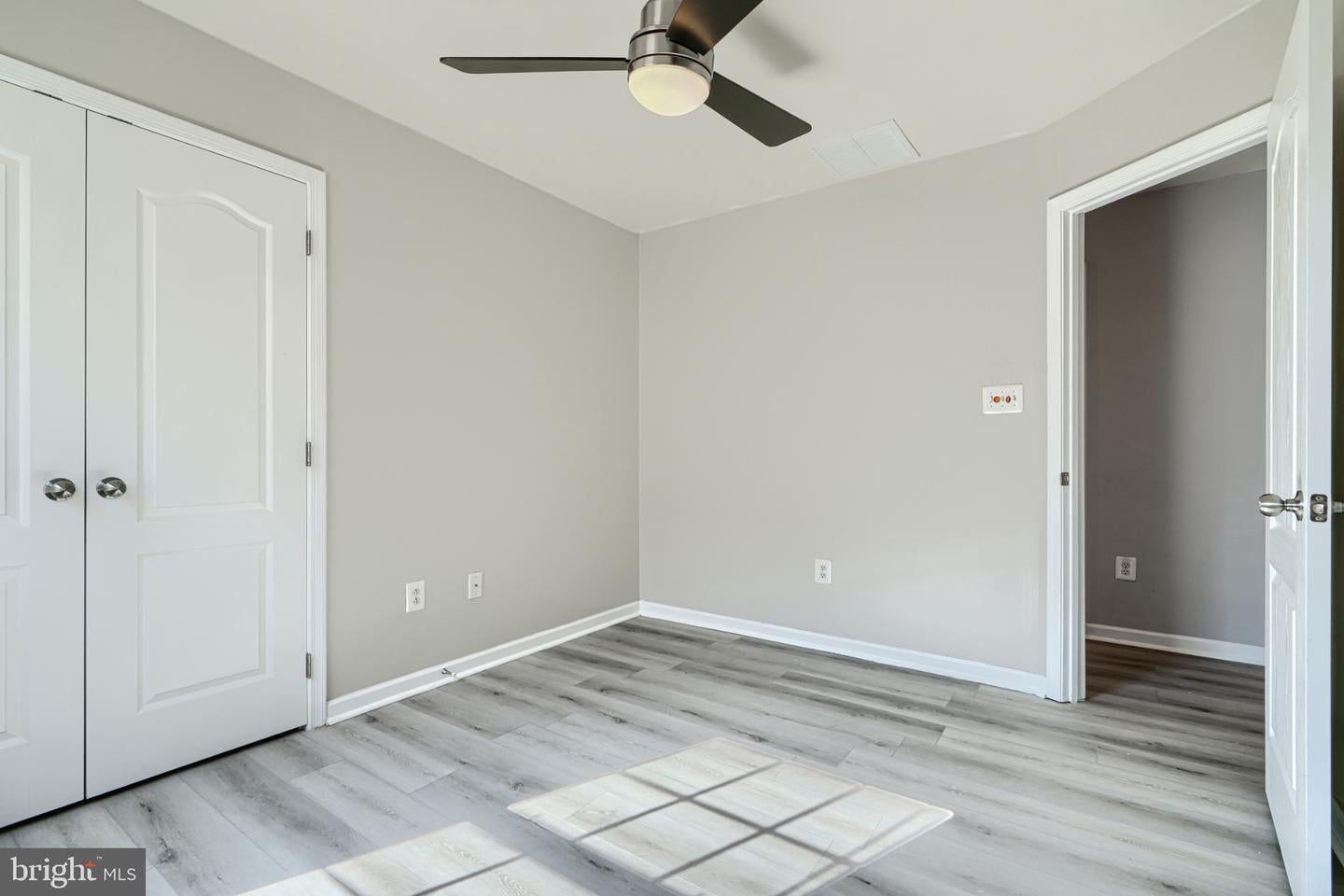 Glen Burnie, Maryland, 21060, United States, 4 Bedrooms Bedrooms, ,4 BathroomsBathrooms,Residential,For Sale,1983515