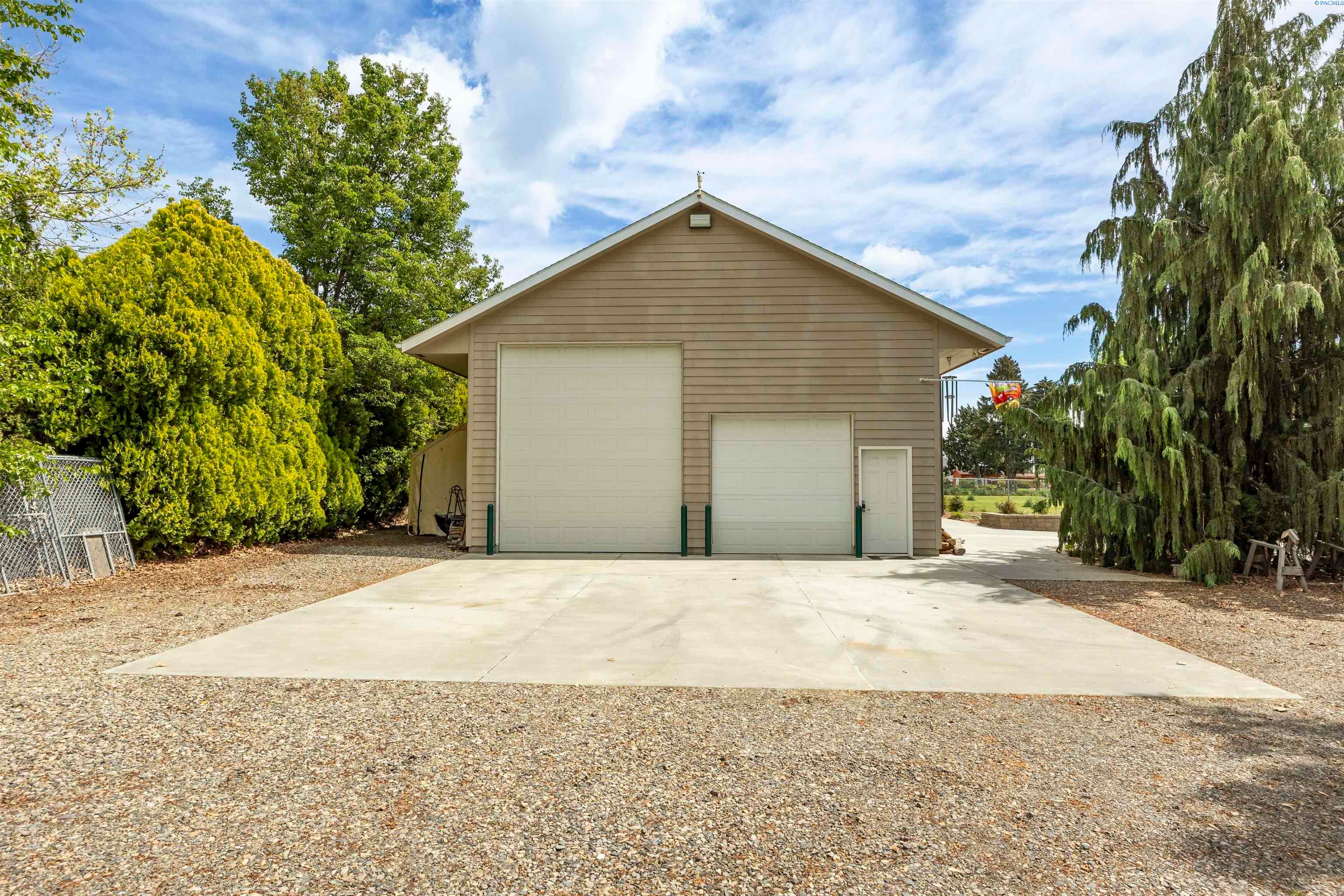 Pasco, Washington, 99301, United States, 3 Bedrooms Bedrooms, ,3 BathroomsBathrooms,Residential,For Sale,1979985