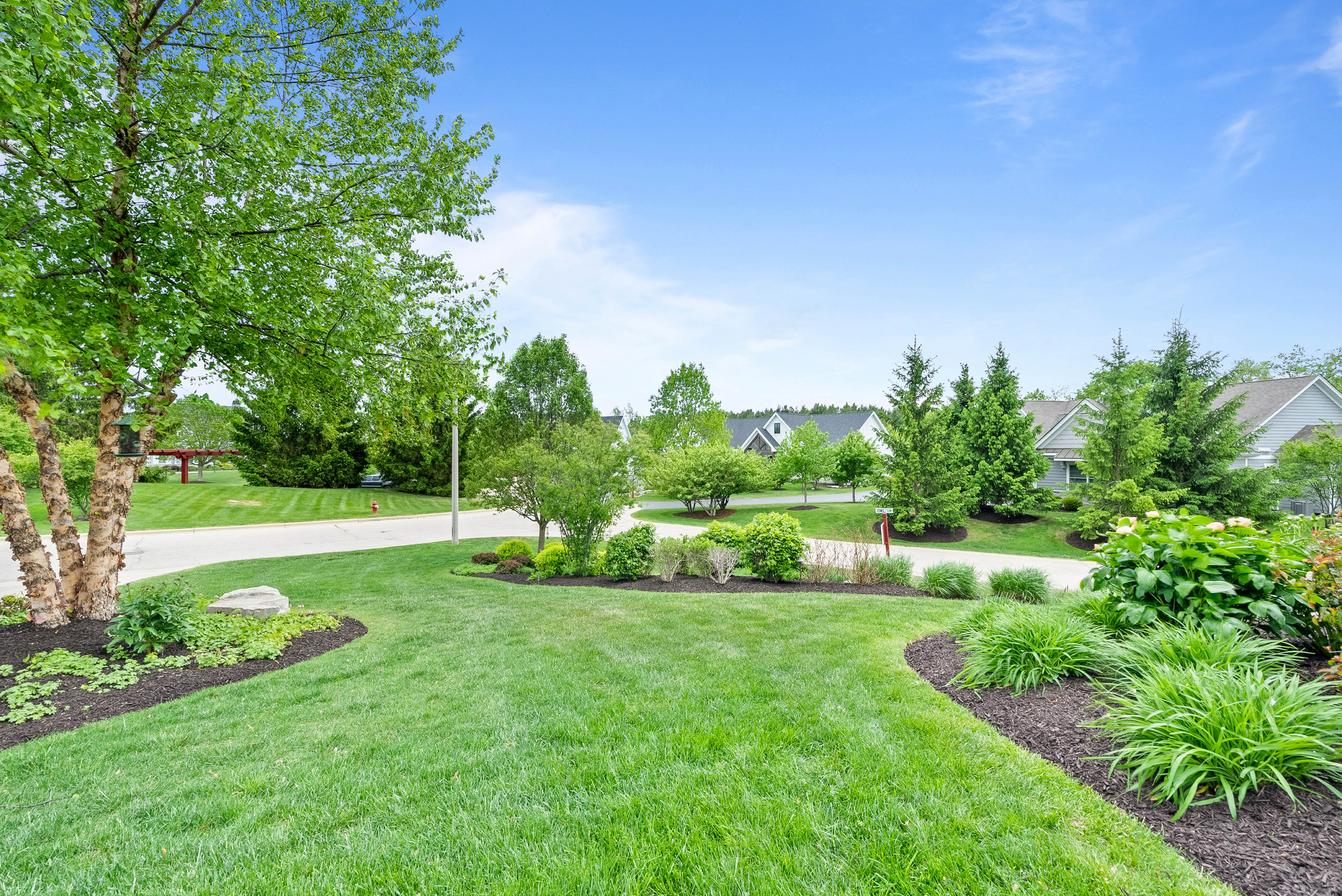  Stunning Four Bedroom Residence in Desirable Neighborhood - 物件實景