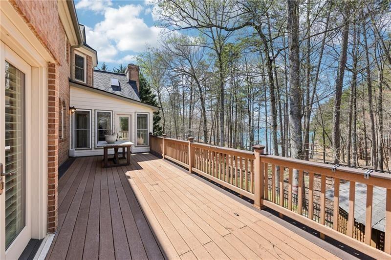 Buford, Georgia, 30518, United States, 6 Bedrooms Bedrooms, ,5 BathroomsBathrooms,Residential,For Sale,1976033