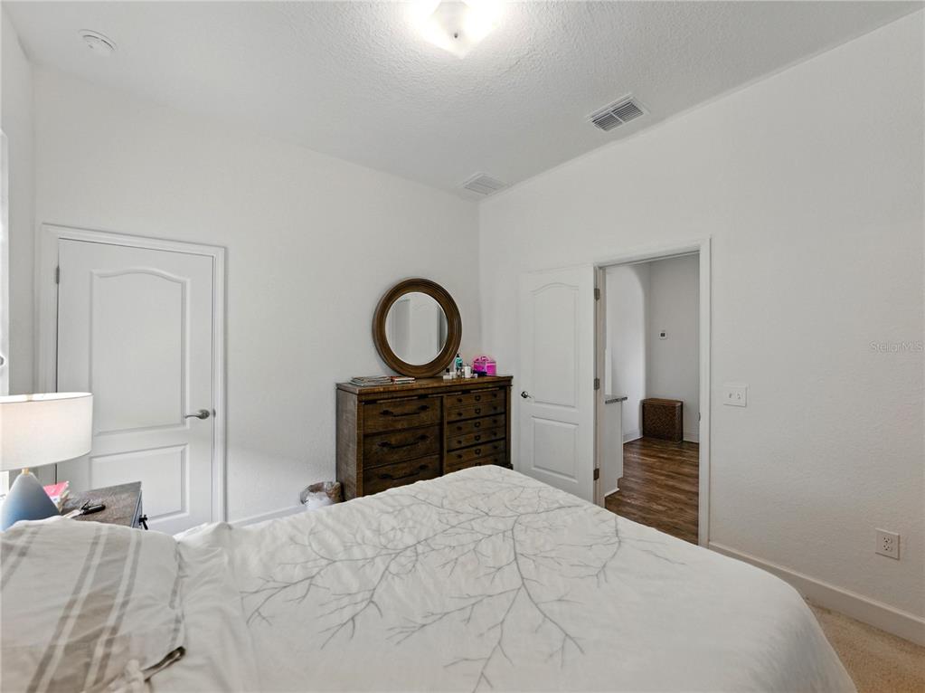 Lakeland, Florida, 33813, United States, 4 Bedrooms Bedrooms, ,3 BathroomsBathrooms,Residential,For Sale,1829235