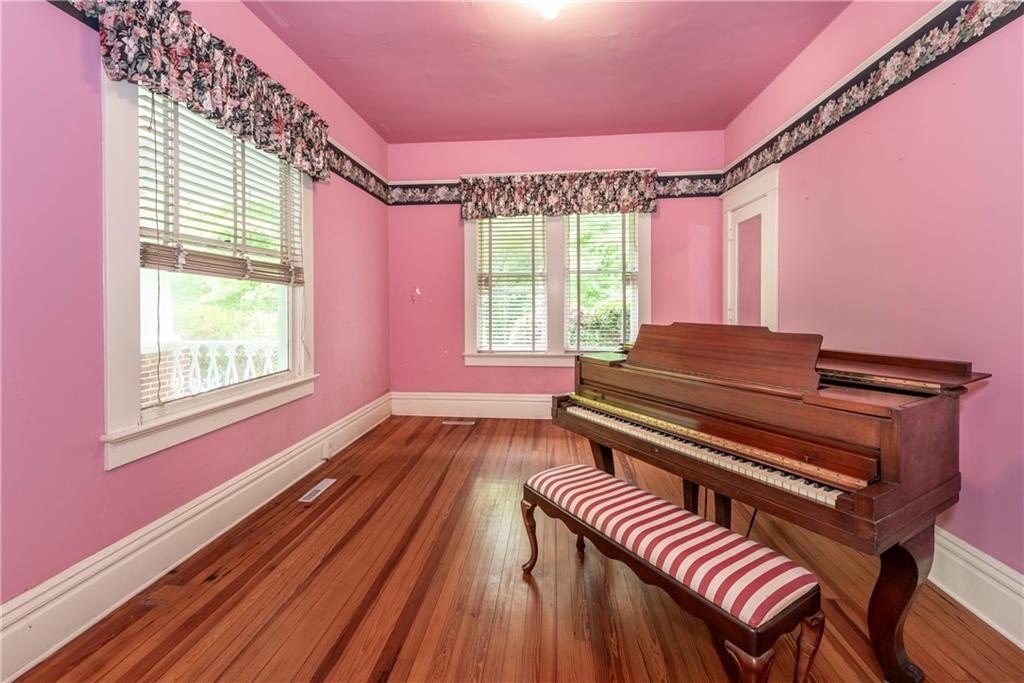 Tate, Georgia, 30177, United States, 3 Bedrooms Bedrooms, ,3 BathroomsBathrooms,Residential,For Sale,1854179