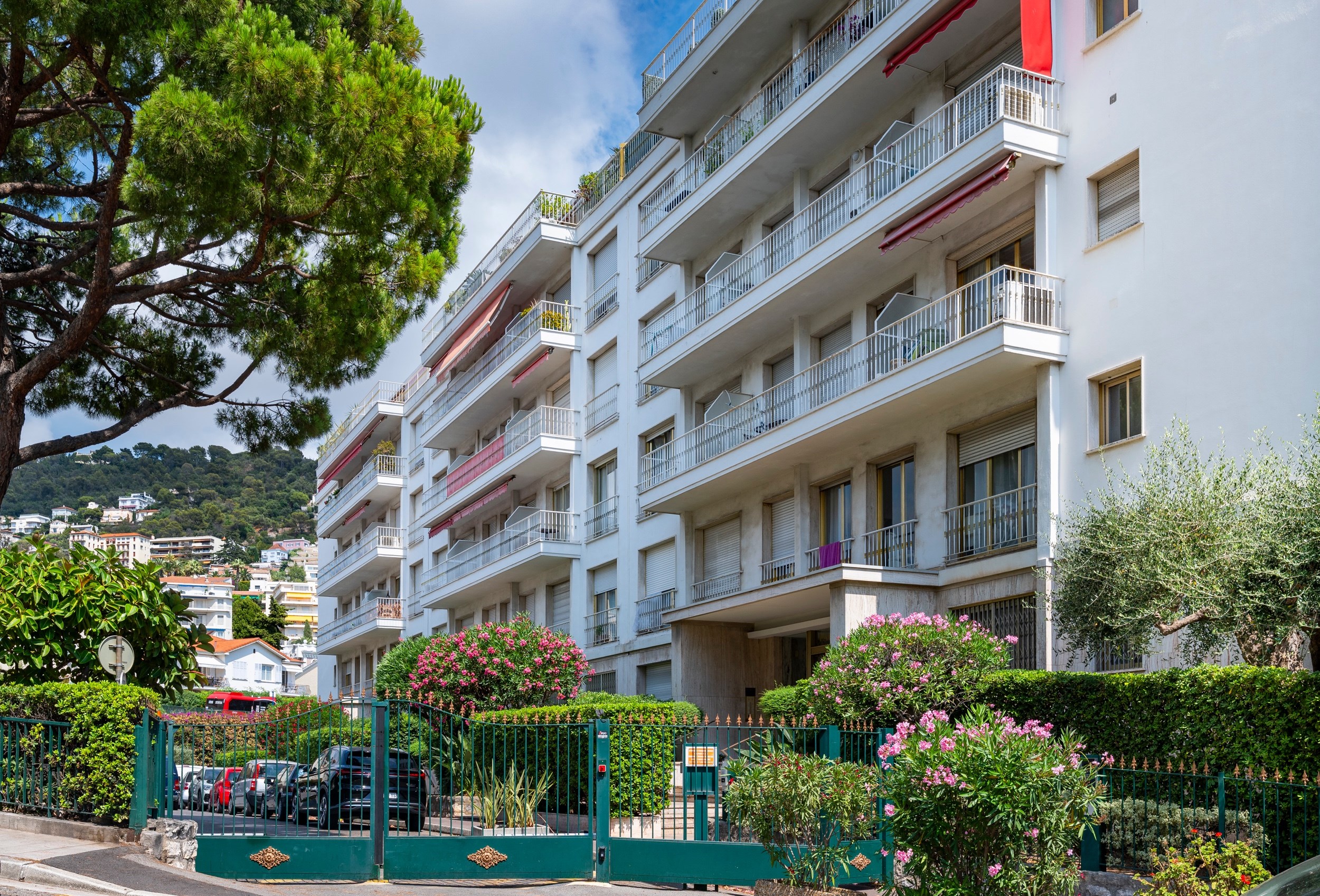  Nice, Le Port : 86 sq.m apartment with private garden on Boulevard Franck Pilat… - 物件實景