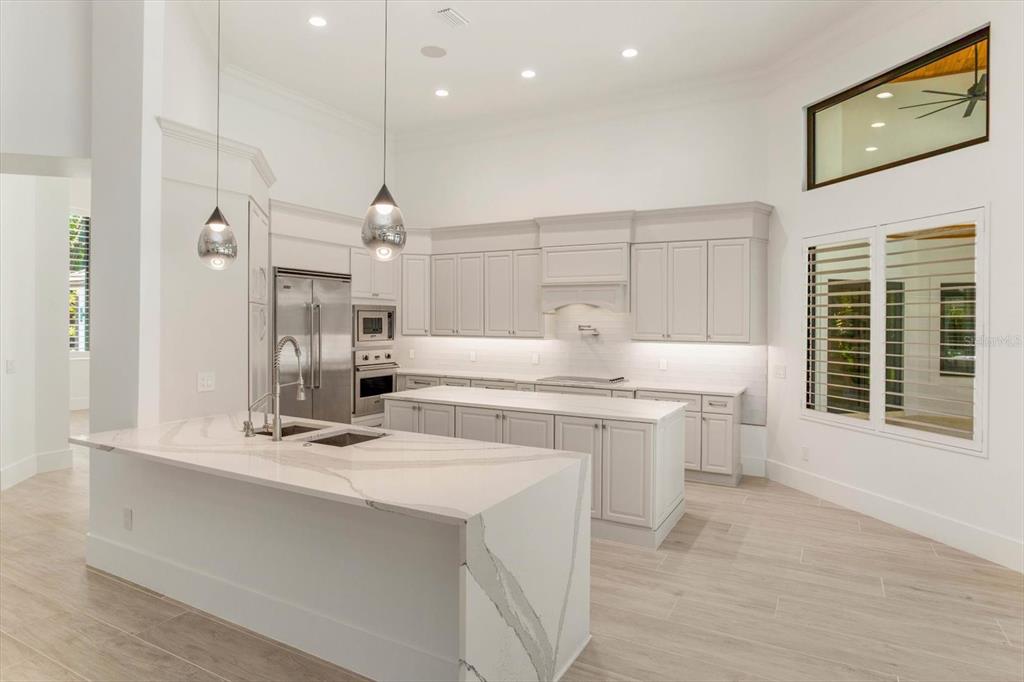 Windermere, Florida, 34786, United States, 5 Bedrooms Bedrooms, ,7 BathroomsBathrooms,Residential,For Sale,1846514