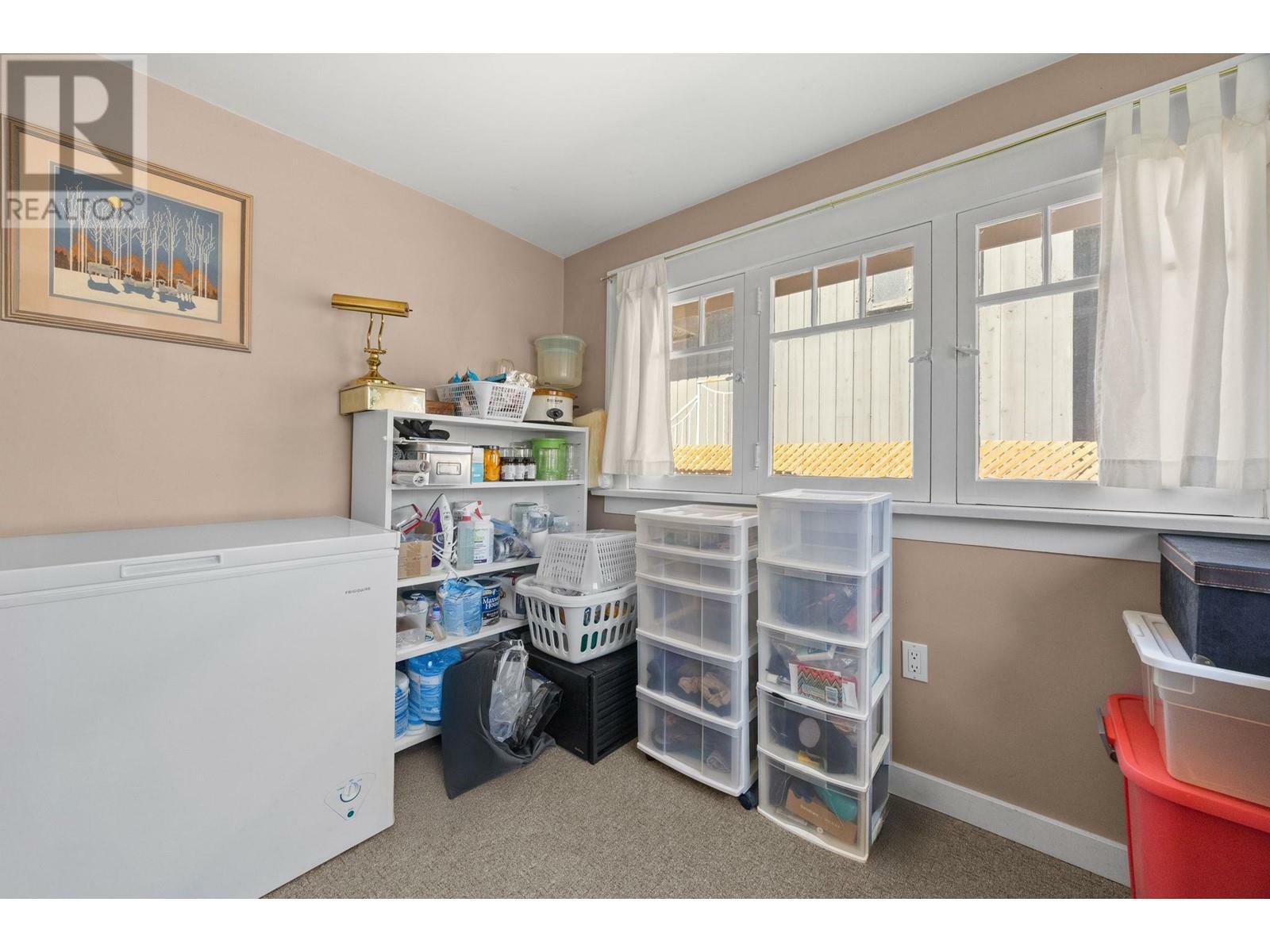 KELOWNA, British Columbia, V1Y 1A7, CA, 2 Bedrooms Bedrooms, ,1 BathroomBathrooms,Residential,For Sale,1837740