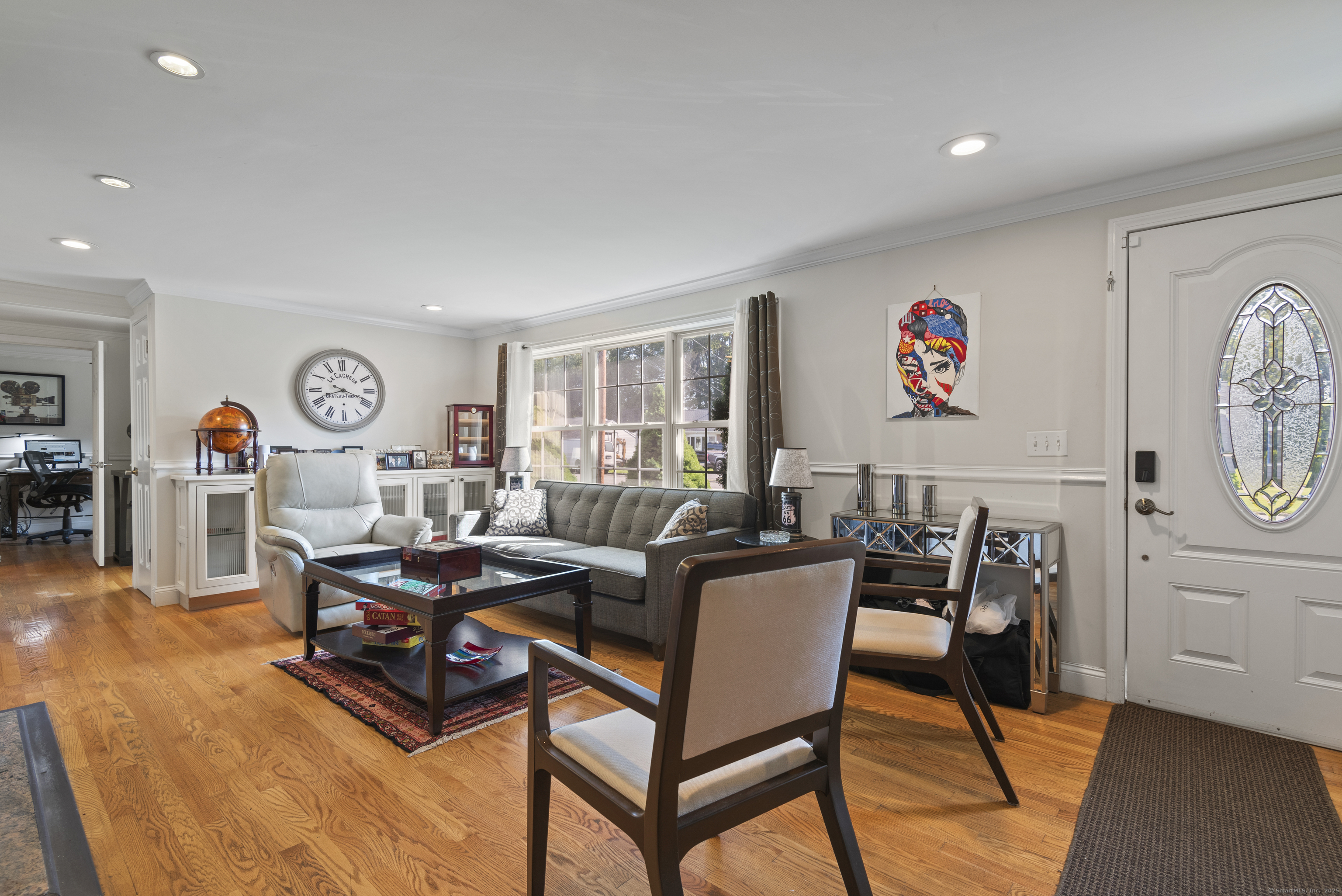 Milford, Connecticut, 06460, United States, 4 Bedrooms Bedrooms, ,3 BathroomsBathrooms,Residential,For Sale,1848853