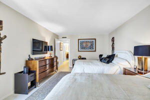Boca Raton, Florida, 33432, United States, 2 Bedrooms Bedrooms, ,2 BathroomsBathrooms,Residential,For Sale,1900614