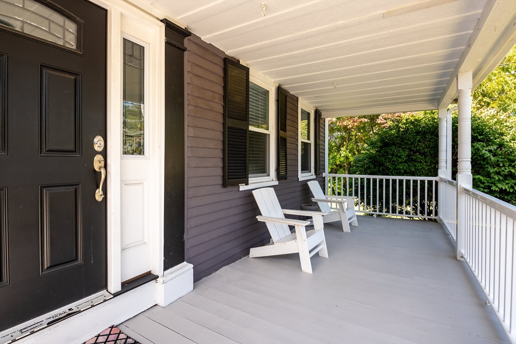 East Bridgewater, Massachusetts, 02333, United States, 4 Bedrooms Bedrooms, ,2 BathroomsBathrooms,Residential,For Sale,1942845