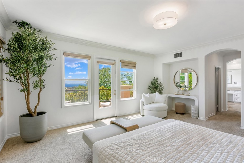 Newport Coast, California, 92657, United States, 5 Bedrooms Bedrooms, ,4 BathroomsBathrooms,Residential,For Sale,1991389