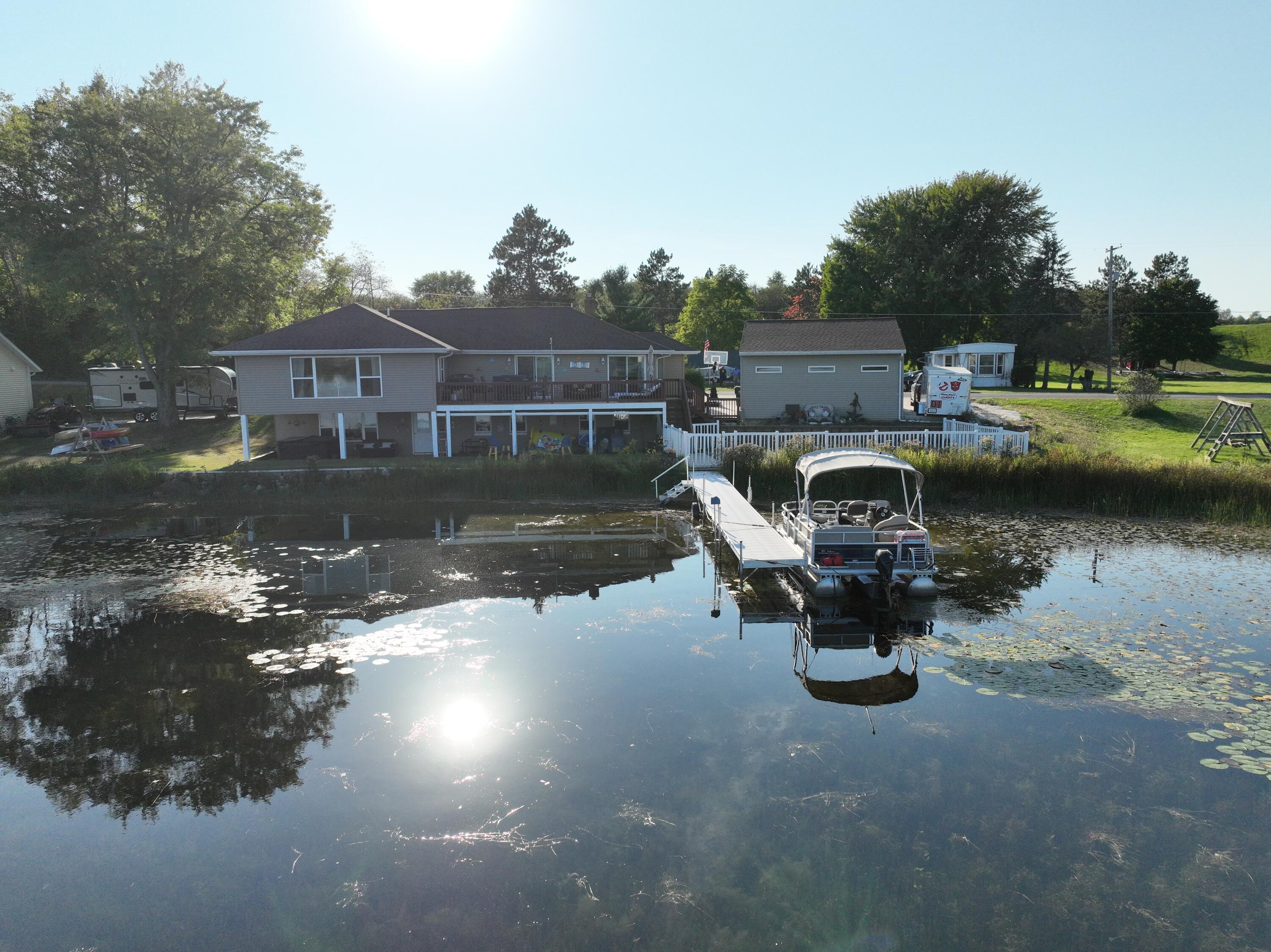 Fremont, Michigan, 49412, United States, 3 Bedrooms Bedrooms, ,2 BathroomsBathrooms,Residential,For Sale,1743034