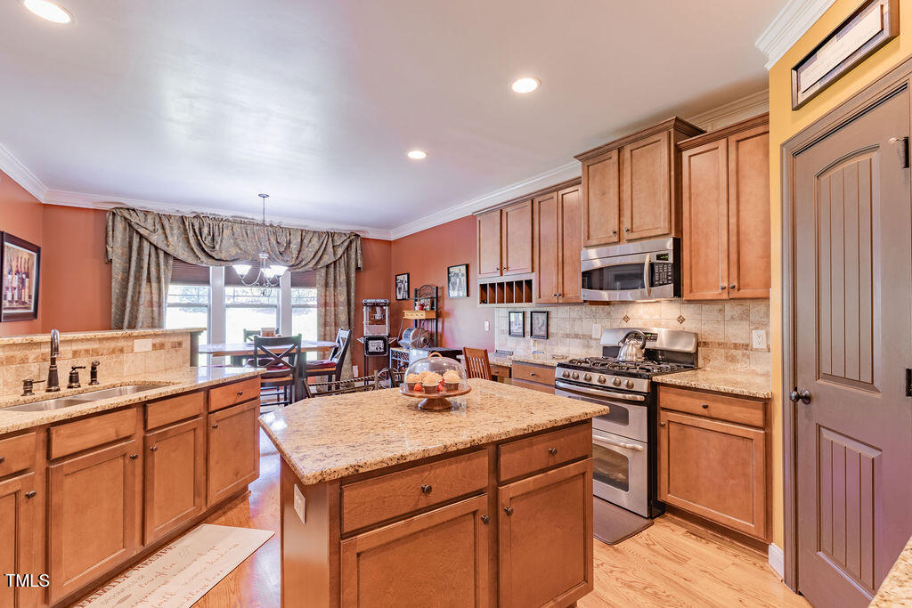 Rolesville, North Carolina, 27571, United States, 4 Bedrooms Bedrooms, ,4 BathroomsBathrooms,Residential,For Sale,1945009