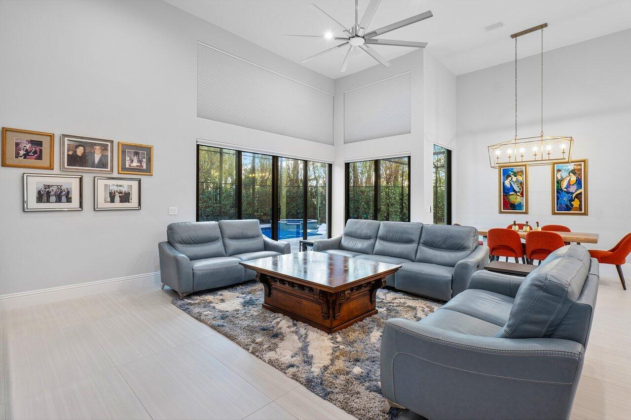 17607 Bocaire Place, Boca Raton, Florida, 33487, United States, 6 Bedrooms Bedrooms, ,5 BathroomsBathrooms,Residential,For Sale,17607 Bocaire Place,1679087