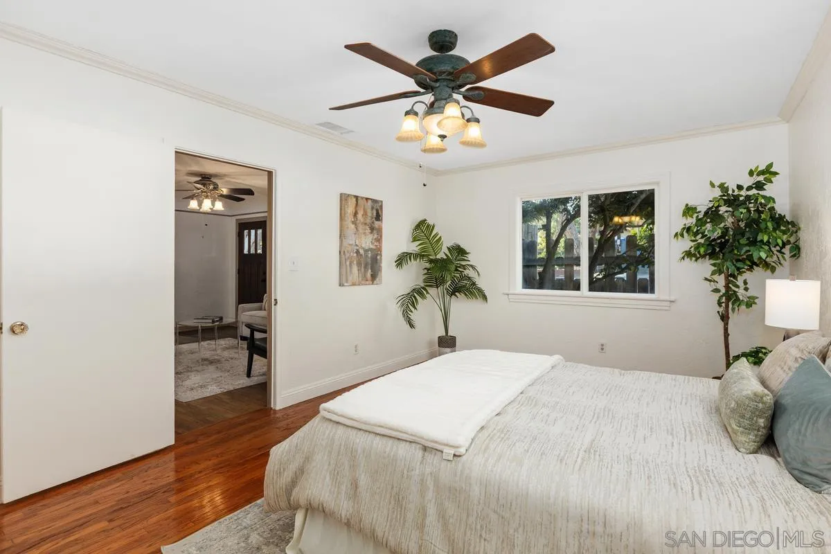 Spring Valley, California, 91977, United States, 3 Bedrooms Bedrooms, ,2 BathroomsBathrooms,Residential,For Sale,2001850