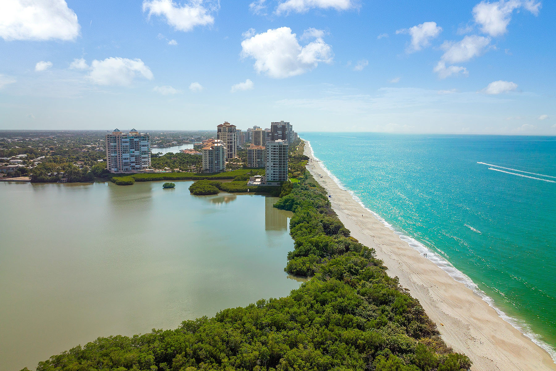  PELICAN BAY - GRAND BAY - 物件實景