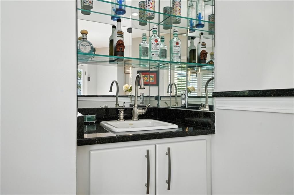 Marietta, Georgia, 30067, United States, 5 Bedrooms Bedrooms, ,4 BathroomsBathrooms,Residential,For Sale,1938523
