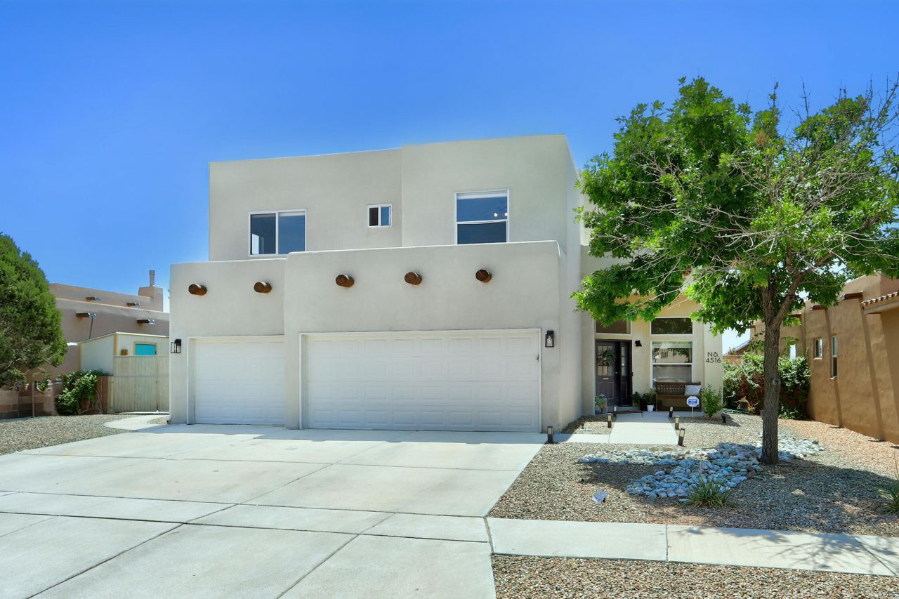 Albuquerque, New Mexico, 87114, United States, 4 Bedrooms Bedrooms, ,3 BathroomsBathrooms,Residential,For Sale,1917819