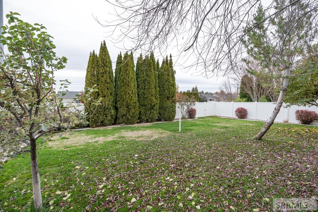 IDAHO FALLS, Idaho, 83402, United States, 5 Bedrooms Bedrooms, ,3 BathroomsBathrooms,Residential,For Sale,1987335