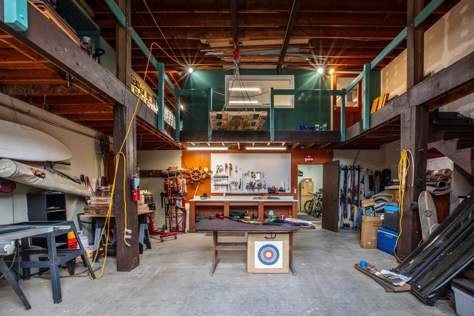  Renovated Waterfront Retreat with Private Dock & Guest Barn - 物件實景