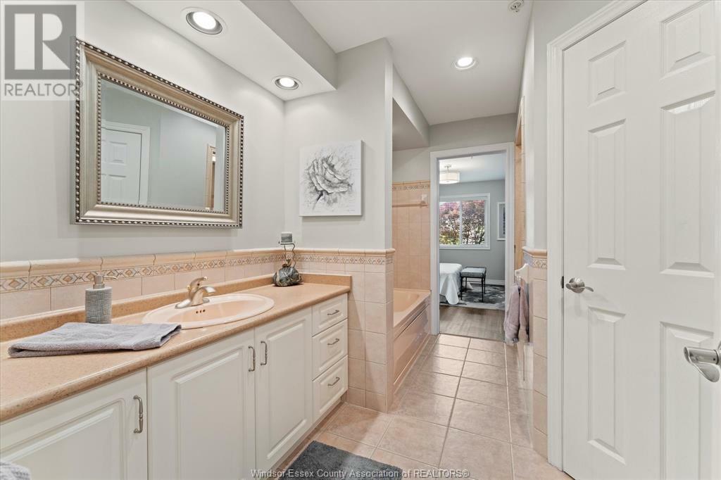 WINDSOR, Ontario, N9E 4X7, CA, 2 Bedrooms Bedrooms, ,1 BathroomBathrooms,Residential,For Sale,1857964