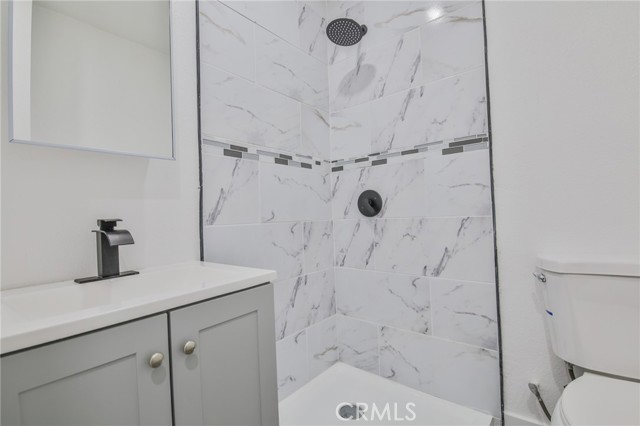 Los Angeles, California, 90059, United States, 2 Bedrooms Bedrooms, ,1 BathroomBathrooms,Residential,For Sale,2008182