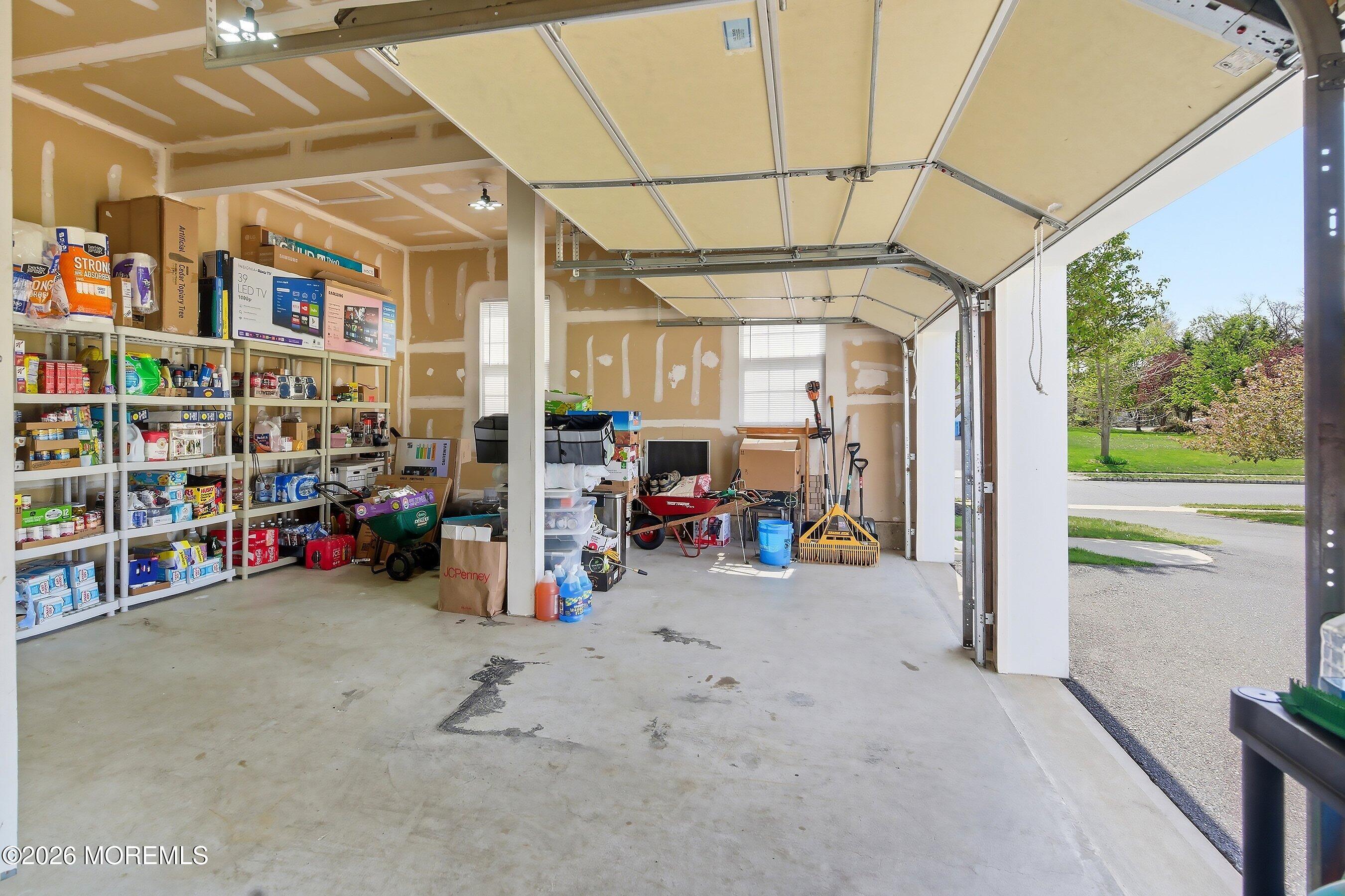 Manchester, New Jersey, 08759, United States, 5 Bedrooms Bedrooms, ,3 BathroomsBathrooms,Residential,For Sale,2040445