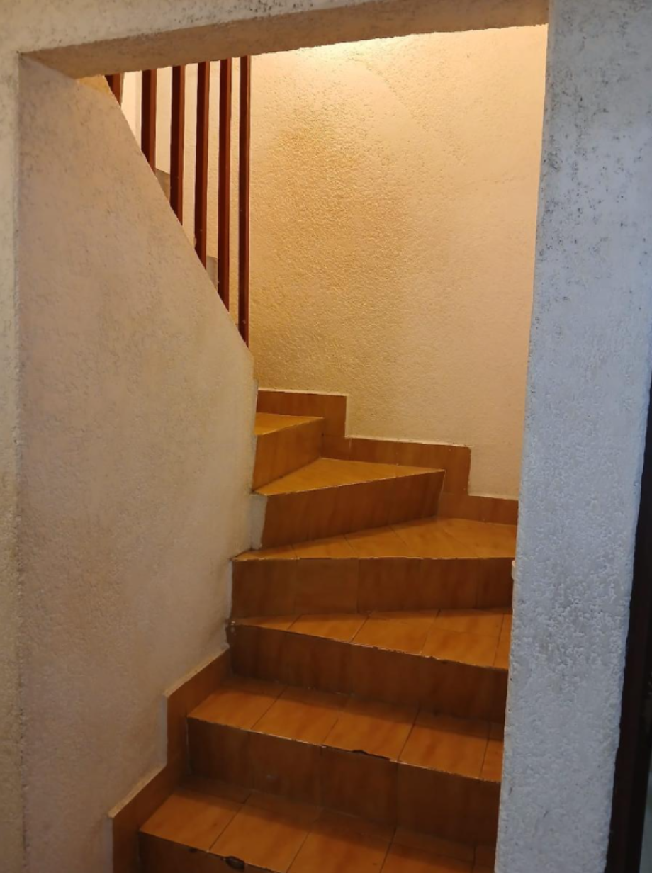Coyoacán, Ciudad de México, 04700, Mexico, 5 Bedrooms Bedrooms, ,2 BathroomsBathrooms,Residential,For Sale,1849593